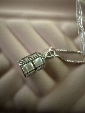 Vantel Pearl Guiding Light Cage Pendant Necklace - 2 white pearls